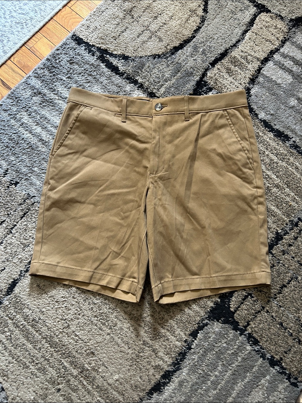 NWT Sonoma Tan Shorts - Men’s Size 36